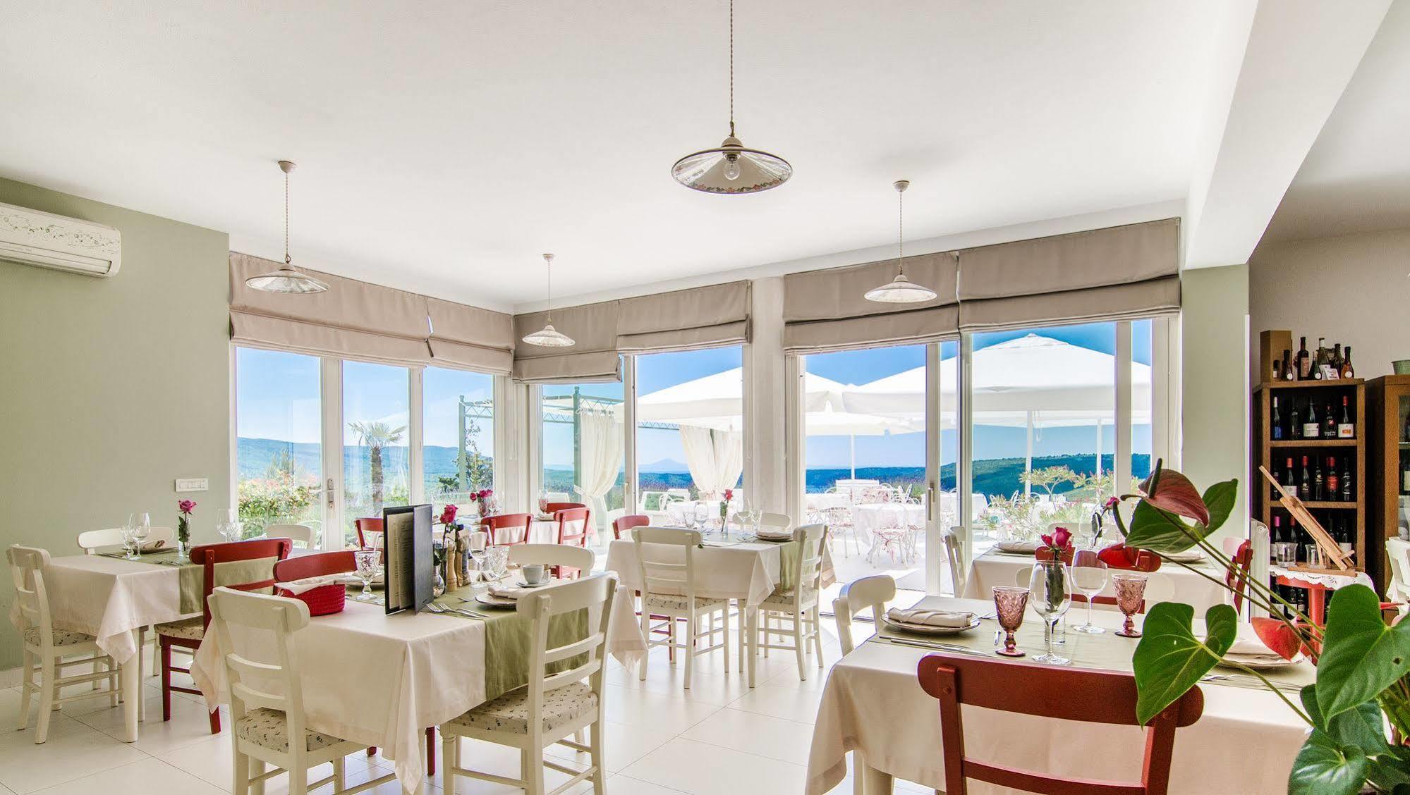 Stefanija Small Boutique Hotel&restaurant 4*